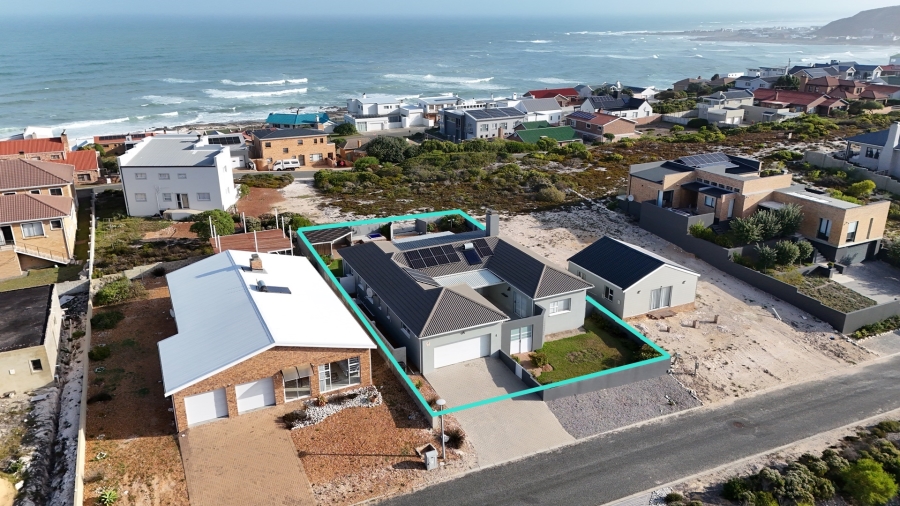 4 Bedroom Property for Sale in Oceanview Heights Western Cape